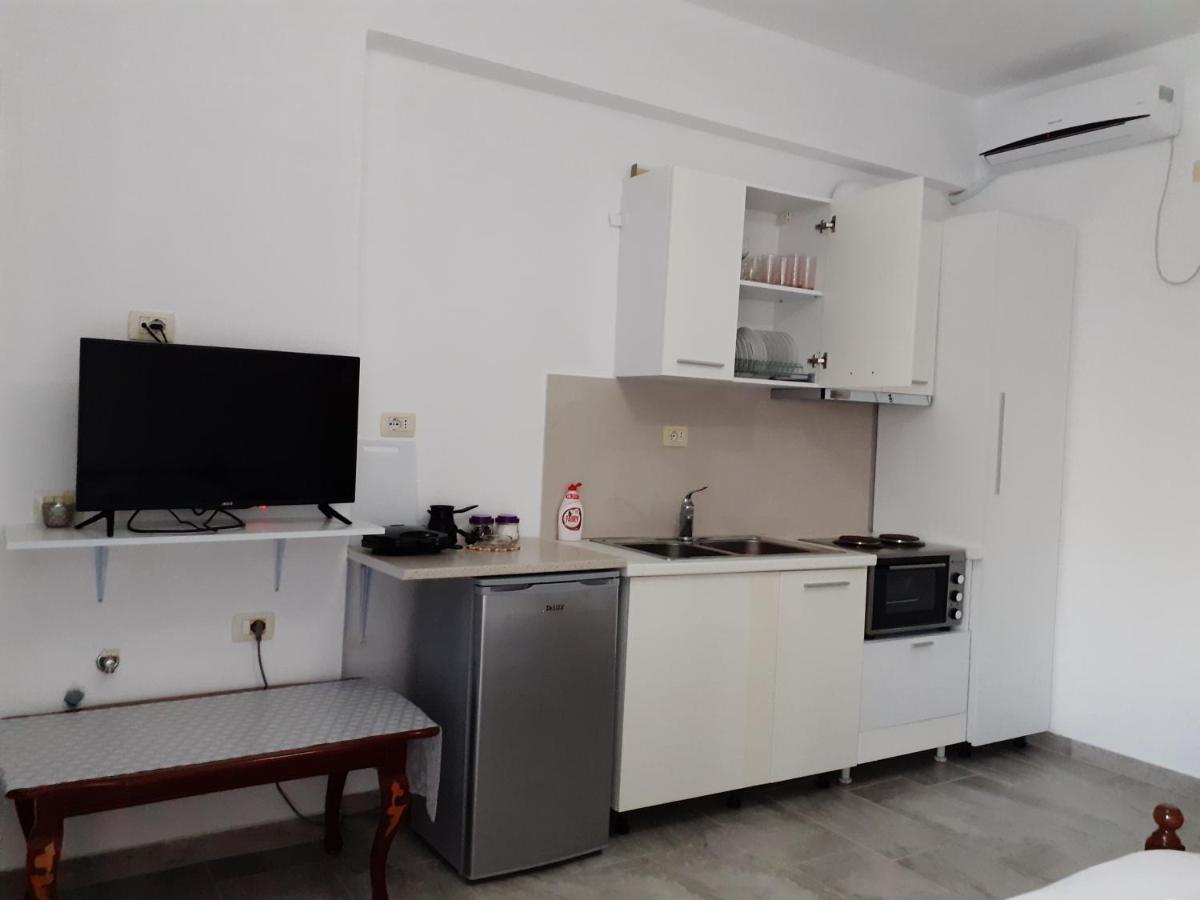 Luigi S Fairyview Apartment Sarandë Exterior foto